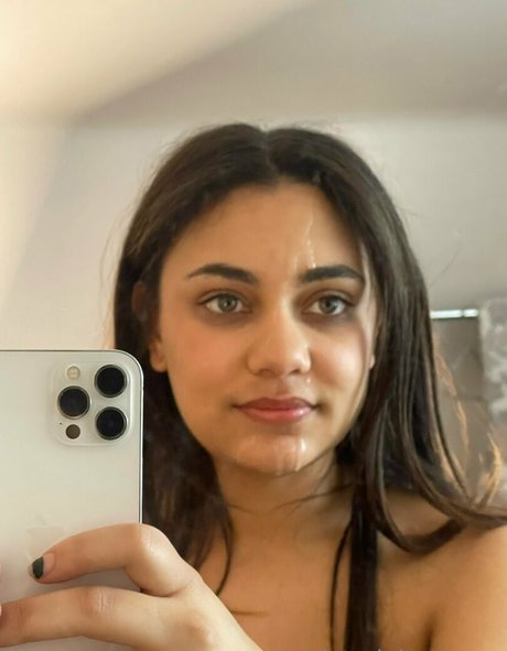 vipvictorialovexoxo onlyfans star