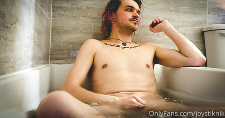 joystiknik new onlyfans leak