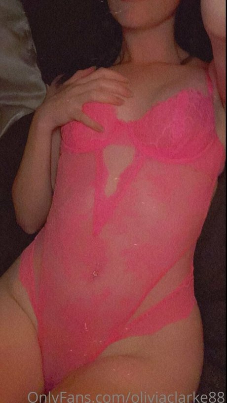 oliviaclarke88 nude onlyfans leaks