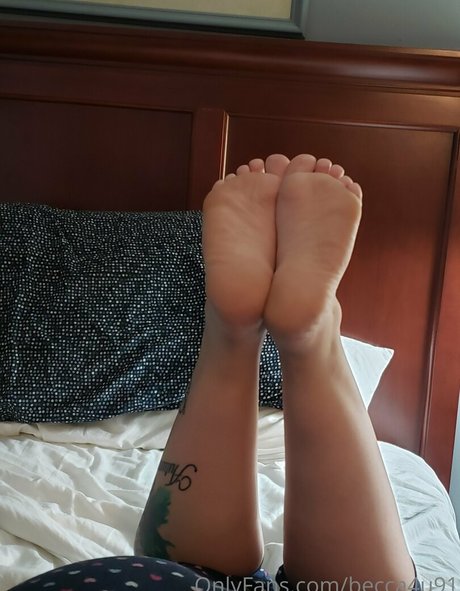 becca4u91 onlyfans topless