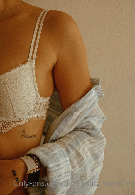 themysticalvixenxclusive onlyfans model