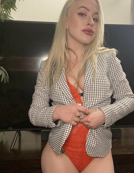 milfryleerae onlyfans free porn