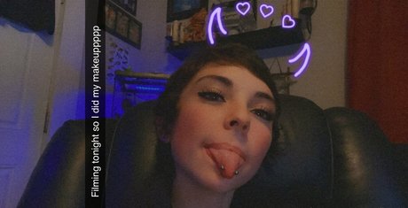 neonalice333 onlyfans naked pics