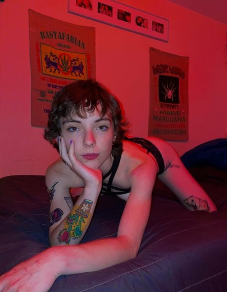 neonalice333 onlyfans leaked