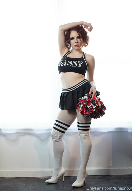 lunasnow onlyfans pics