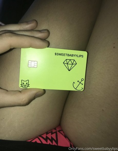 sweetbabyylips onlyfans leaked tits