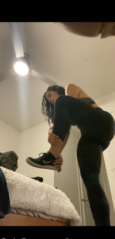 love queen bee porn leaked onlyfans