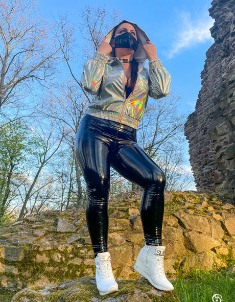 ying yang 2019 Profile pic