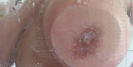 BustynataschaVIP nude only fans leaks