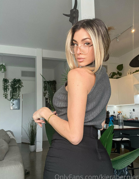 kierabernier onlyfans boobs
