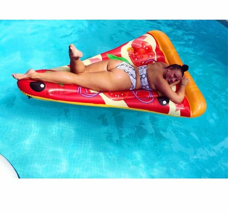 Lizzy Maguire onlyfans sex tape