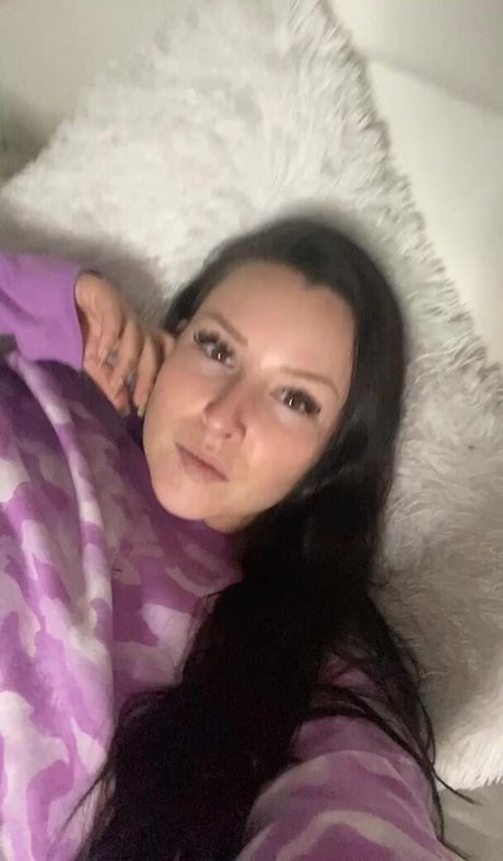 Lizzy Maguire nude onlyfans pics