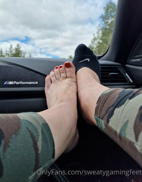 sweatygamingfeet leaked onlyfans sex