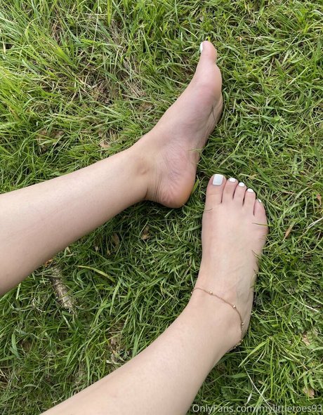 mylittletoes93 naked onlyfans leaked