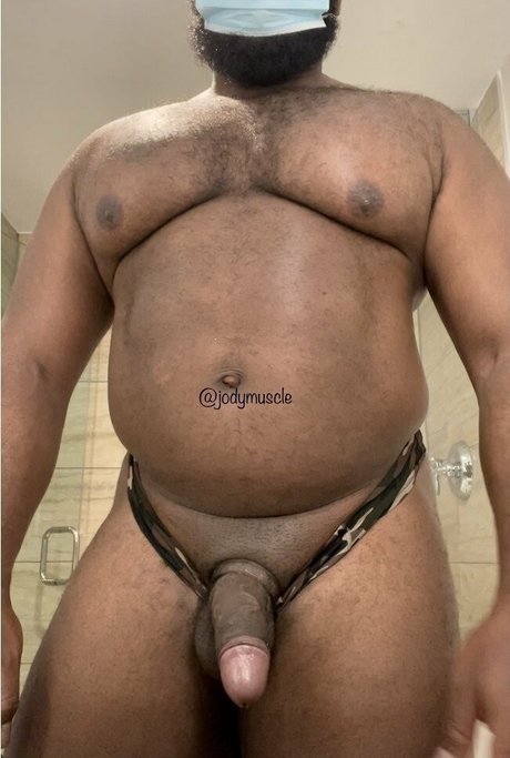 jodymuscle onlyfans topless