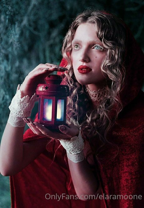 elaramoone onlyfans gratis