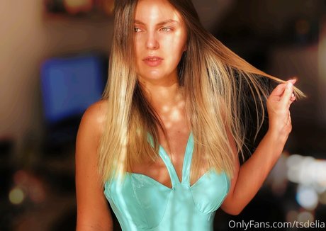 tsdelia onlyfans photo