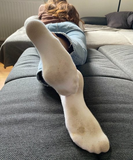 Empress Ellie onlyfans strip tease