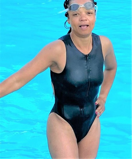 Lukwesa Burak only fans pictures