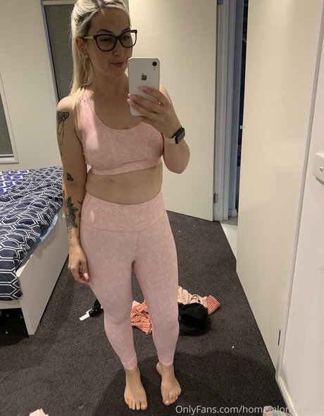 home alone mum onlyfans