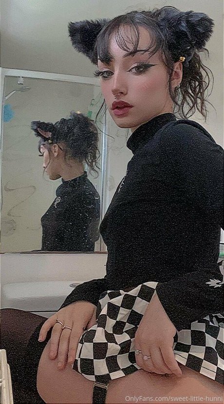 sweet little hunni only fans review