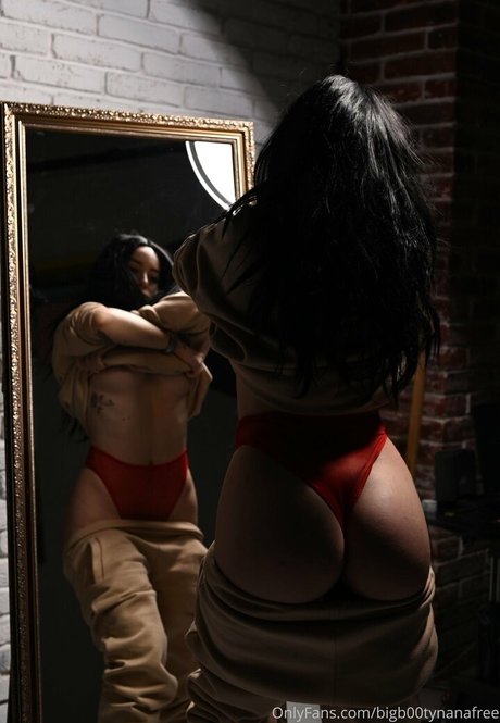 bigb00tynanafree leaked onlyfans free
