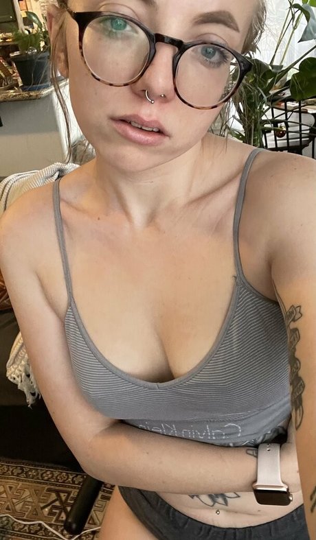 abbsoluteltyabbs naked onlyfans