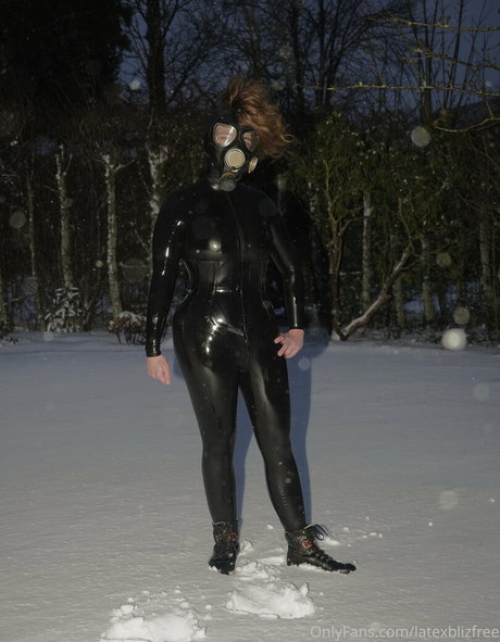 latexblizfree onlyfans leaks