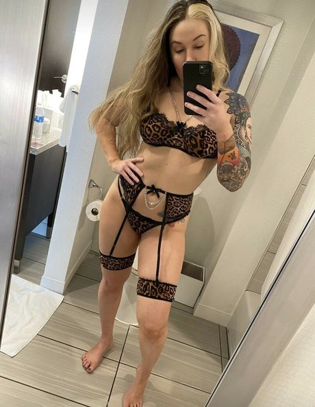 Allysin Kay onlyfans images