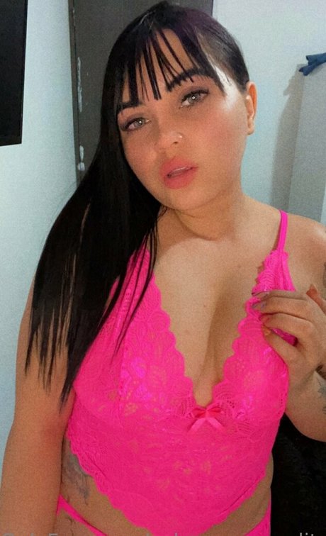 valencaroangelita onlyfans nude