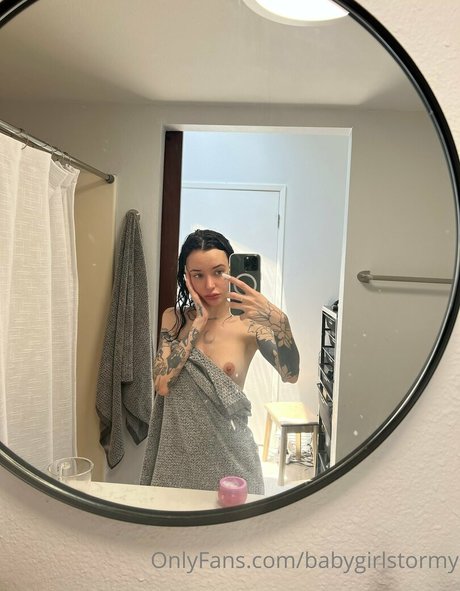 stormyofficial onlyfans nude content