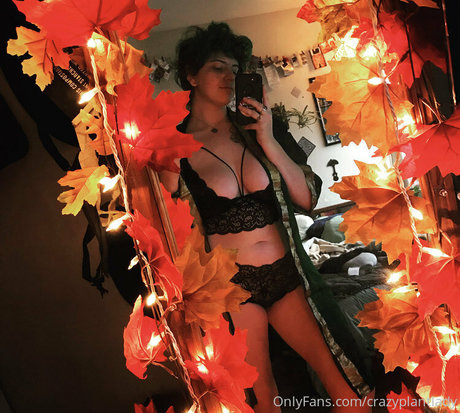 crazyplantlady tits onlyfans
