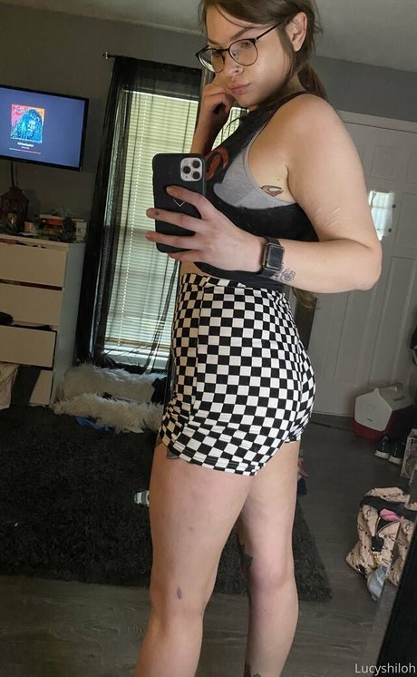 lucyshilohcam onlyfans uncensored