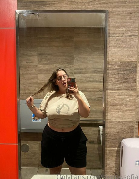 sleepy sofia naked onlyfans pics