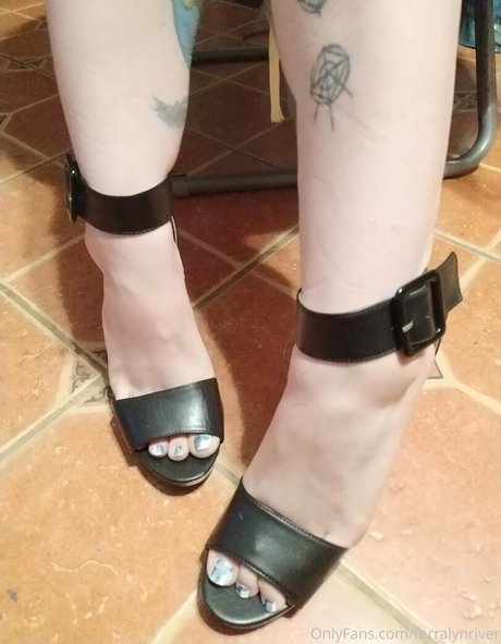 ferralynriver onlyfans leaked dirtyship