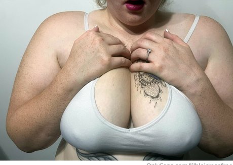 lilblairrosefree onlyfans leaked porn