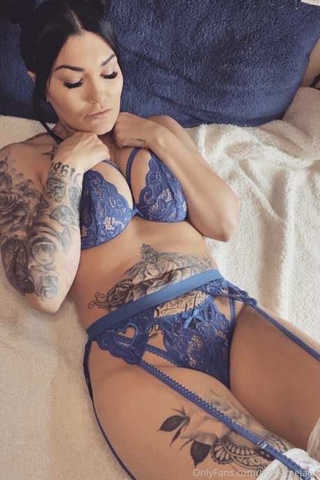 tatted baddie69 leaked onlyfans pics