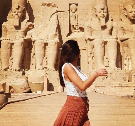 Lara Moreno onlyfans explicit content