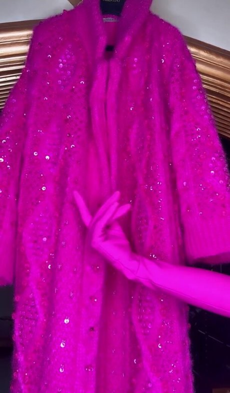 Kathryn Newton leaks only fans