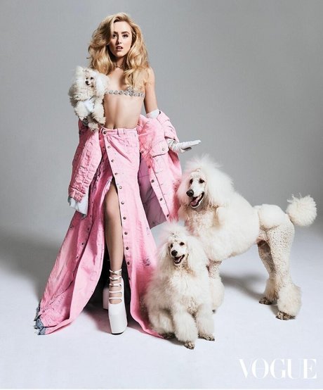 Kathryn Newton onlyfans nide