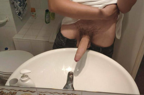 animeistrash4 nudes onlyfans leaks