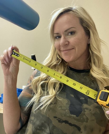 amieworldwide free nude onlyfans porn