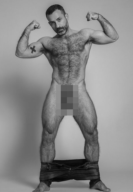 vinbarracafree ass onlyfans