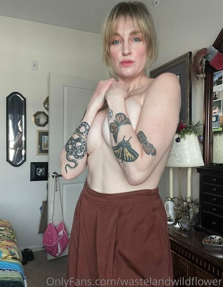 wastelandwildflower onlyfans pictures