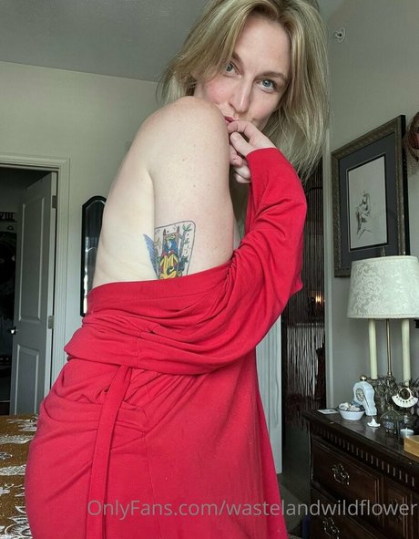 wastelandwildflower pics onlyfans