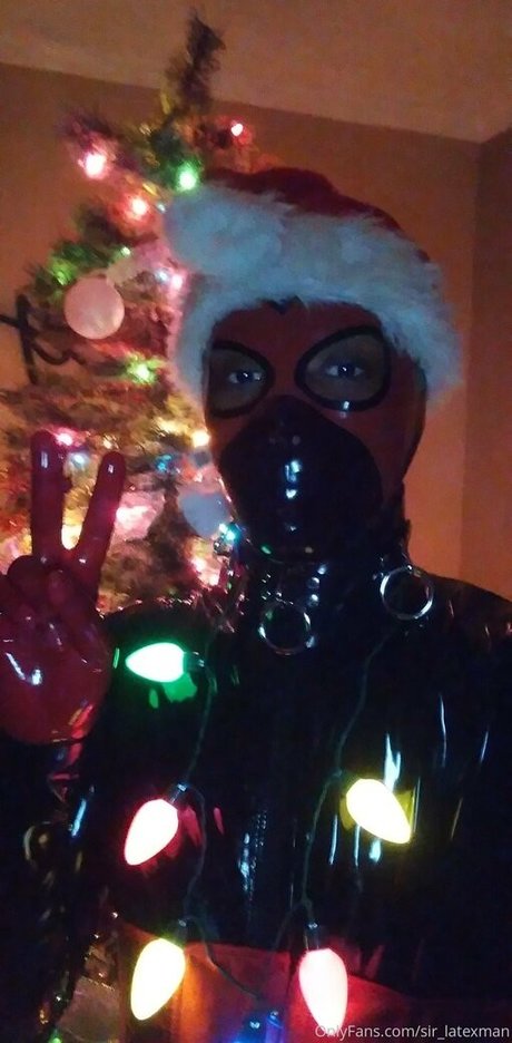 sir latexman Profile pic