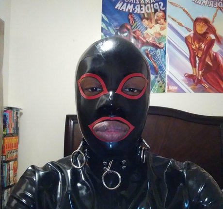 sir latexman naked onlyfans leak