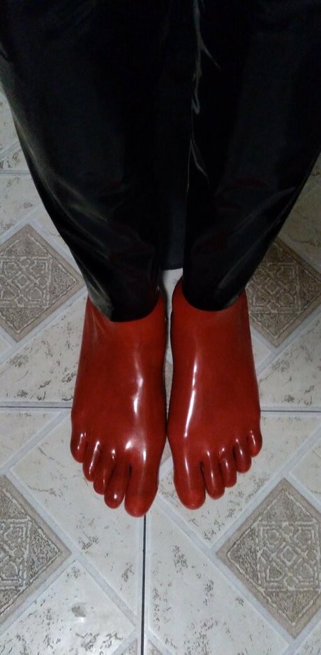 sir latexman onlyfans free content