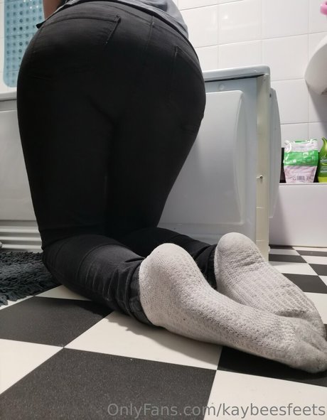 kaybeesfeets onlyfans leak naked