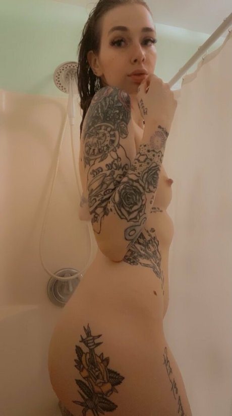 lilhoneybeez onlyfans leakes